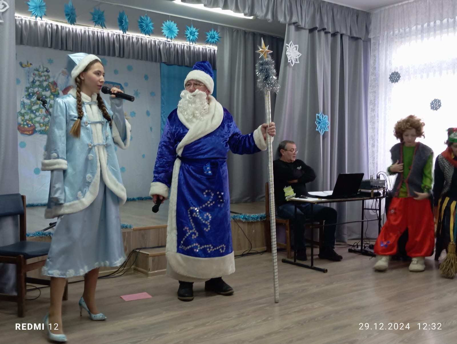 Волшебный новогодний праздник в ДК "Восторг"